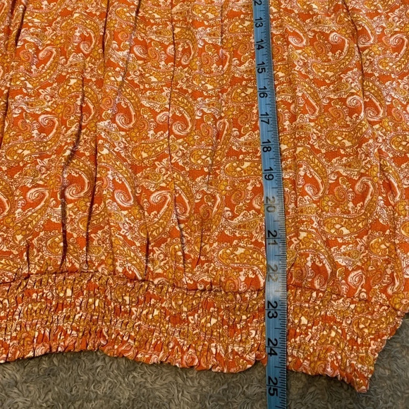 CYNTHIA ROWLEY | Sleeveless Paisley Top. Sz. Large elastic waist - Picture 3 of 7